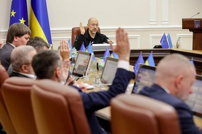 we.ua - Перестановки у Кабміні: ЗМІ дізналися, яких міністрів можуть звільнити