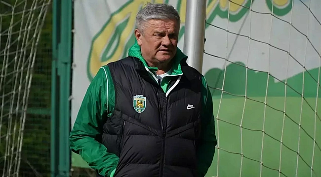 we.ua - Творив історію: помер екстренер Карпат Степан Юрчишин, які його найбільші досягнення у футболі (фото)