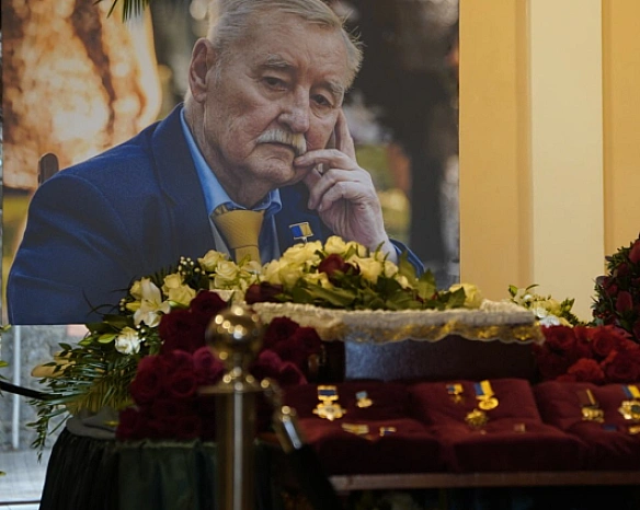 we.ua - У Києві прощаються з видатним композитором Ігорем Покладом