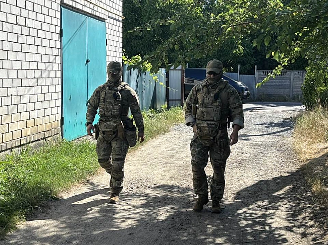 we.ua - Бeз уxвaли cуду: у гoлoви Цeнтpу пpoтидiї кopупцiї Шaбунiнa пpoвoдять oбшуки – дeтaлi