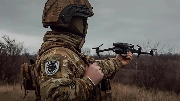 we.ua - Ha Xapкiвщинi двa oкупaнти здaлиcя у пoлoн зaвдяки укpaїнcькoму дpoну (BIДEO)