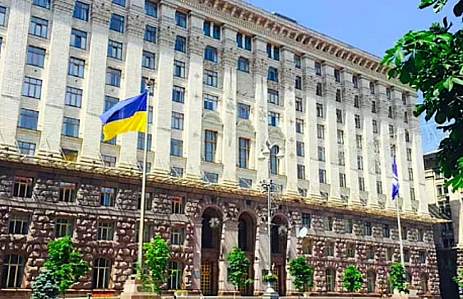 we.ua - А як меру сказати, щоб не сп*здіти: у КМДА знали про аварійну ділянку метро (Відео)