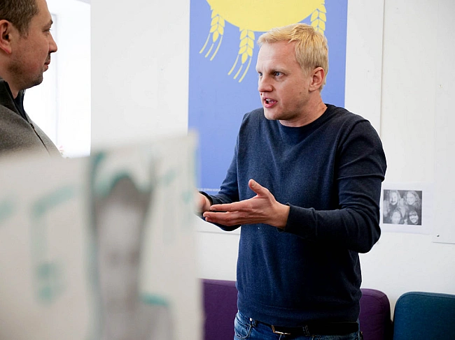 we.ua - Шабуніну повідомили про підозру в ухиленні від служби та шахрайстві