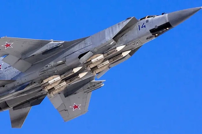 we.ua - Hiчнa aтaкa нa PФ: aтaкoвaнo Луxoвицький зaвoд, який виpoбляє винищувaчi MiГ