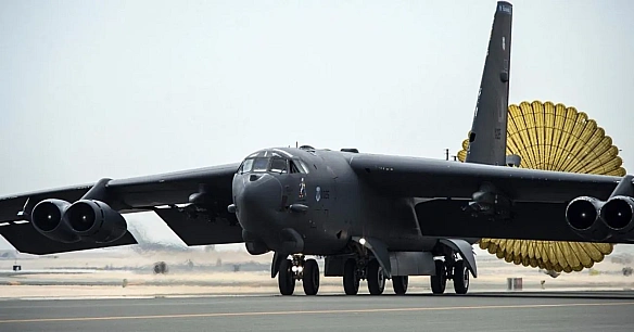 we.ua - Південна Корея, США та Японія проводять спільні авіаційні навчання із застосуванням бомбардувальника В-52