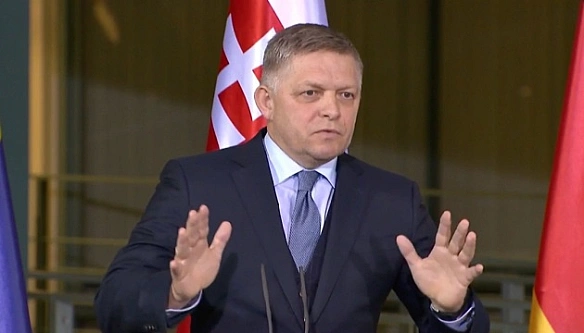 we.ua - Фіцо: Словаччина до вівторка хоче досягти угоди щодо постачання газу та санкцій проти РФ