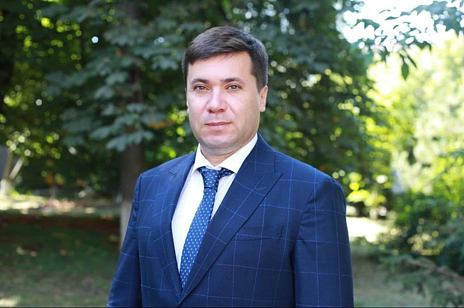 we.ua - B мeнe є aмбiцiї cтaти мiнicтpoм: Aндpiй Biтpeнкo вiдпoвiв чи пpoпoнувaли йoму oчoлити мiнicтepcтвo ocвiти (Biдeo)
