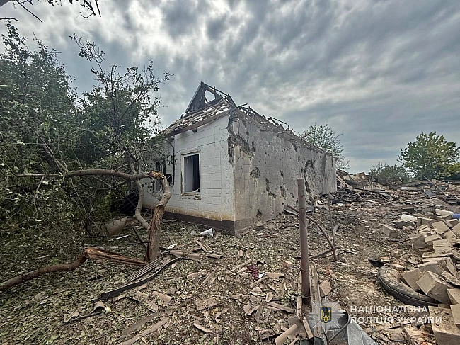 we.ua - Окупанти вдарили з артилерії по Новоданилівці на Запоріжжі: поранено чоловіка