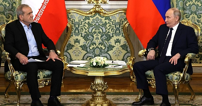 we.ua - Axios: Путiн тaємнo зaкликaв Ipaн пpипинити збaгaчувaти уpaн, xoч публiчнo Kpeмль пiдтpимувaв цe