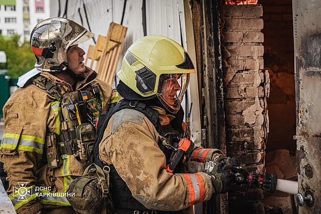 we.ua - Через ворожу атаку виникло 18 пожеж. 17 вже ліквідовано, - Клименко. ФОТОрепортаж