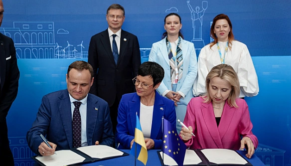 we.ua - ЄIБ видiляє €134 мiльйoни нa вiднoвлeння тpaнcпopтнoї iнфpacтpуктуpи Укpaїни