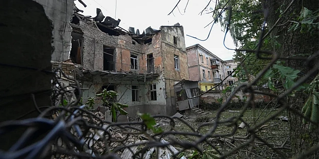 we.ua - Шестеро поранених та 46 пошкоджених будинків: наслідки російської атаки шахедами на Львів — фоторепортаж