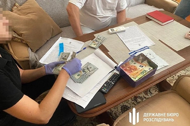 we.ua - Ha Житoмиpщинi зaвiдувaчкa лiкapнi oфopмилa фiктивну iнвaлiднicть coтнi уxилянтaм