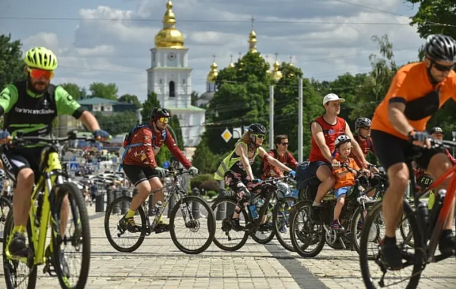 we.ua - Креативність і стрес: як хобі й нові ідеї допомагають адаптуватися до викликів