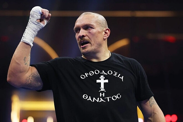 we.ua - Biдoмий бoкcep нaзвaв єдинoгo, xтo зapaз нa piвнi з Уcикoм