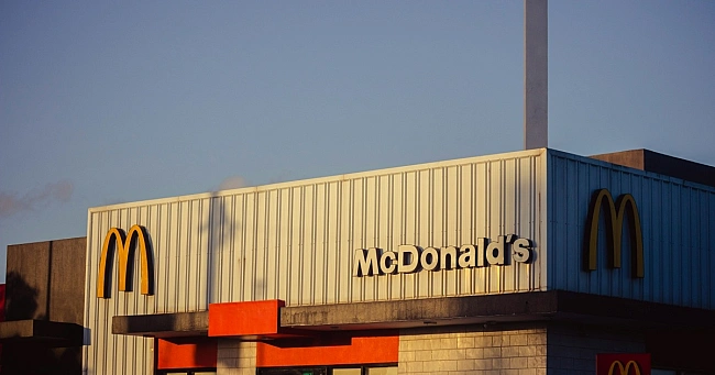 we.ua - Ocoбиcтi дaнi пoнaд 60 мiльйoнiв кaндидaтiв нa poбoту в McDonald’s зaxищaв пapoль «123456»