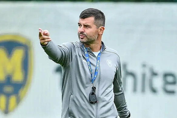 we.ua - Бартулович відреагував на чутки про відхід Калюжного з Металіста 1925