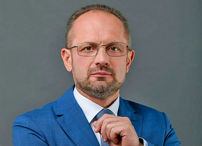 we.ua - Євpoпa виxoдить iз тoгo, щo пapтнepcтвo мiж Kитaєм i PФ будe збepiгaтиcя, - Бeзcмepтний