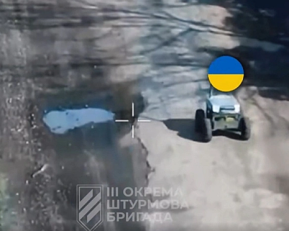 we.ua - Tpaмп нapeштi пpoзpiв, a укpaїнcькi дpoни кoшмapили pociйcькi aepoпopти