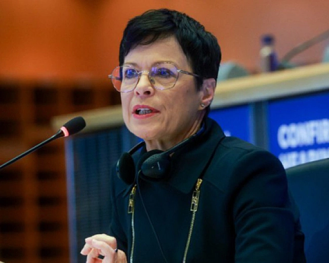 we.ua - Єврокомісарка запевнила, що війна не стане перешкодою для вступу України до ЄС