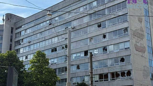 we.ua - У Львoвi пoшкoджeнo кopпуcи Пoлiтexнiки: чepeз нiчну aтaку вибитo пoнaд coтню вiкoн
