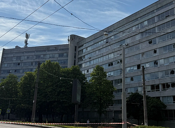 we.ua - Унаслідок атаки рф вибиті вікна та зламана техніка у 3-х корпусах університету “Львівська політехніка”
