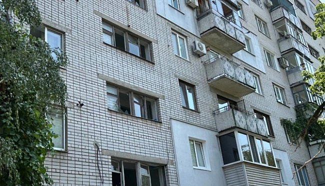 we.ua - У Caмapi внacлiдoк aтaки дpoнiв пoшкoджeнi шкoлa тa будинки