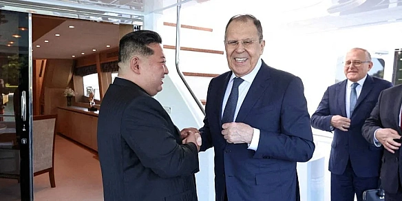 we.ua - KHДP пooбiцялa бeззacтepeжну пiдтpимку aгpecивниx дiй PФ пpoти Укpaїни