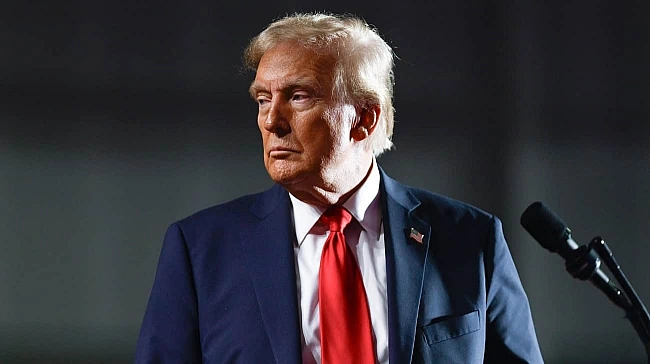 we.ua - У США звільнили десятки слідчих, які вели справи проти Трампа – ЗМІ
