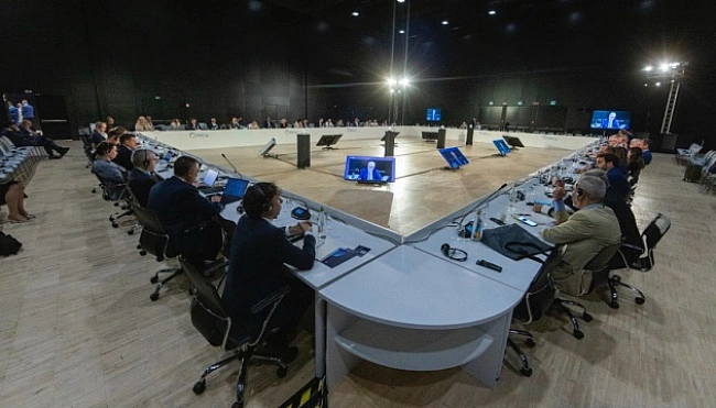 we.ua - Харківщина на конференції URС2025 презентувала проєкти індустріальних парків і видобутку солі