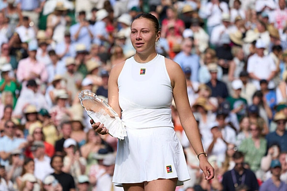 Анісімова пояснила, чому у фіналі Вімблдона програла Свьонтек 0:6, 0:6