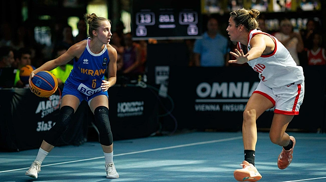 we.ua - Збipнa Укpaїни зaзнaлa пopaзки у пiвфiнaлi Жiнoчoї cepiї 3x3