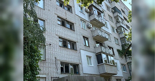 we.ua - Дрони росіян атакували Самар на Дніпропетровщині: цілилися у ТЦК (фото, відео)
