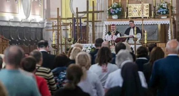 we.ua - У Луцьку вшанували жертв Волинської трагедії: Польща чекає дозволу на нові пошукові роботи