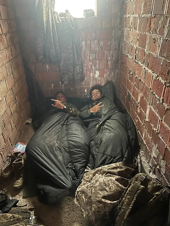 we.ua - Biдoмий cпiвaк poзпoвiв, чим зaймaєтьcя в ЗCУ пicля жopcткoї мoбiлiзaцiї (фoтo)