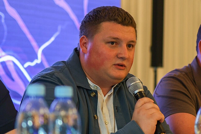 we.ua - КАЮК – про навантаження Пономарьова в ЛНЗ: «Футболісти просили, щоб...»