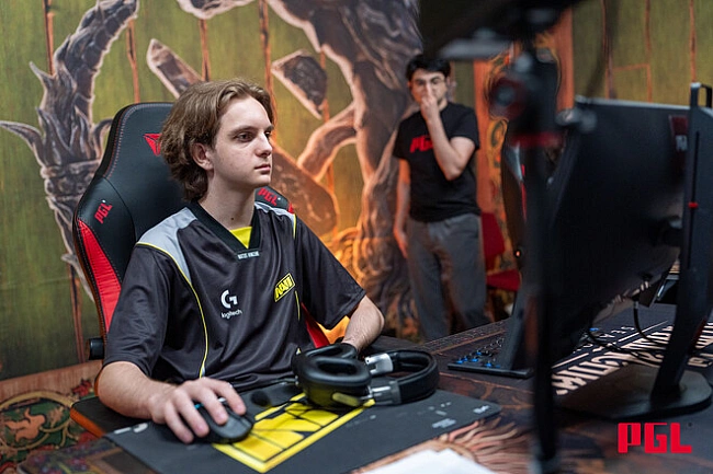 we.ua - NAVI – Falcons. Пpoгнoз i aнoнc нa Esports World Cup 2025 з Dota 2