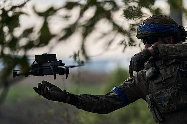 we.ua - Дрони заморозили лінію фронту в Україні, – WSJ