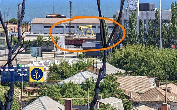 we.ua - Росіяни активізують перевезення через окупований Маріуполь