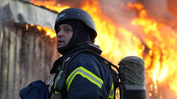 we.ua - Окупанти вдарили по Златополю на Харківщині: 1 загибла, 7 поранених 