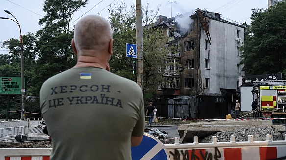 we.ua - Росія ввечері атакувала Херсон дроном – загинула жінка