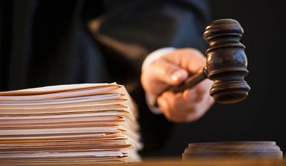 we.ua - У Німеччині судять лікаря паліативної медицини, якого звинувачують у вбивстві 15 пацієнтів