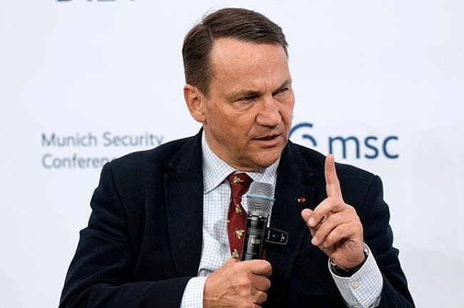 we.ua - Не європейці – Сікорський категорично відповів, хто має платити за зброю для України