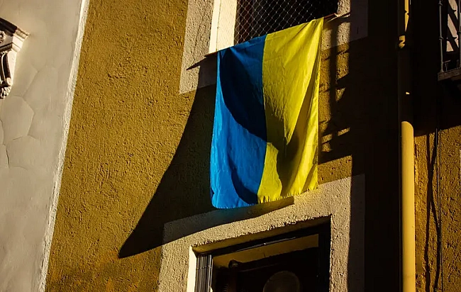 we.ua - Євросоюз продовжив тимчасовий захист українських біженців до березня 2027 року