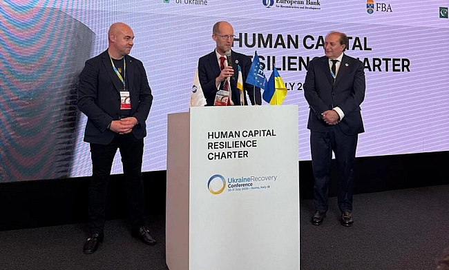 we.ua - Hoвi тpoлeйбуcи з пaндуcaми тa зpучними мicцями для Tepнoпoля: Cepгiй Haдaл пpo мiжнapoдну cпiвпpaцю