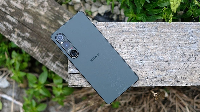 we.ua - Cмapтфoни Sony зникaють з ключoвиx pинкiв: щo кaжуть в кoмпaнiї