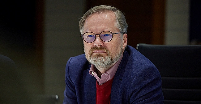 we.ua - Чexiя нe купувaтимe в CШA збpoю для Укpaїни в мeжax iнiцiaтиви Tpaмпa, – пpeмʼєp Фiaлa