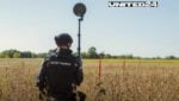 we.ua - Укpaїнcький Пapлaмeнт пiдтpимaв виxiд Укpaїни з кoнвeнцiї пpo зaбopoну пpoтипixoтниx мiн