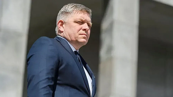 we.ua - Дотисли? Фіцо зізнався у шантажі та визнав, що доведеться розблокувати санкції проти Росії