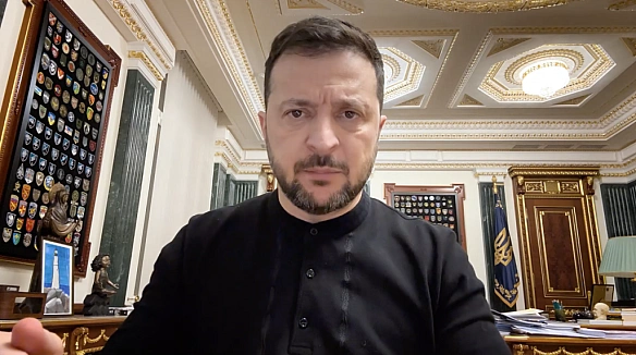 we.ua - Зеленський підписав закон про множинне громадянство і вихід України з Оттавської конвенції